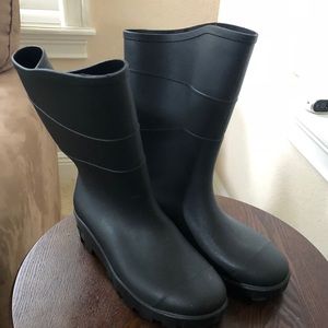 Rain boots